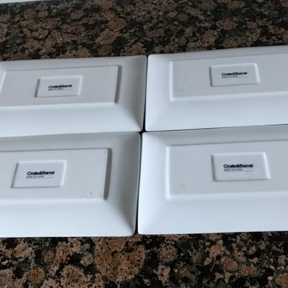 Plates - Picture 7 of 8